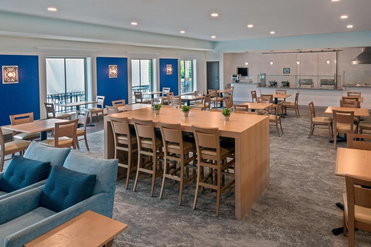 Ameniti Bay - Western Signature Collection Fruitville